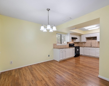 7418 Boisenberry Lane - Photo Thumbnail 6