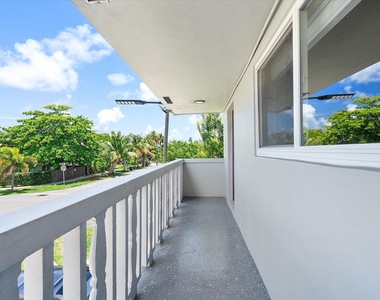 720 Ne 7th Street - Photo Thumbnail 7