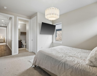 636 Benalla Drive - Photo Thumbnail 25