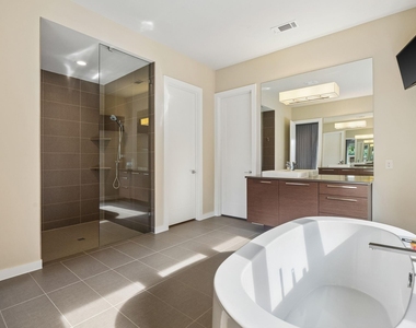 636 Benalla Drive - Photo Thumbnail 21