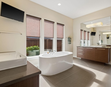 636 Benalla Drive - Photo Thumbnail 22