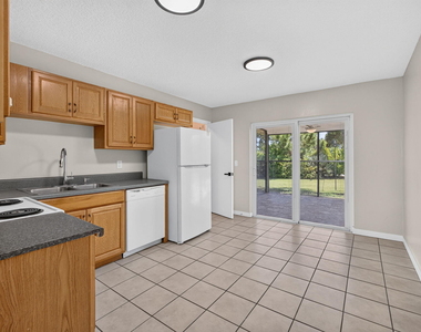 8697 Se Hobe Ridge Avenue - Photo Thumbnail 8