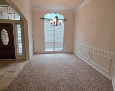 1507 Browning Lane - Photo Thumbnail 13
