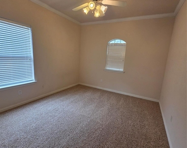 1507 Browning Lane - Photo Thumbnail 20