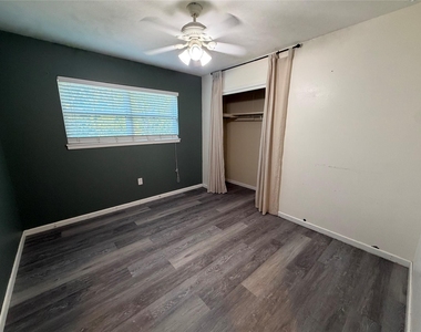 1437 W Ball Street - Photo Thumbnail 8