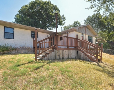 508 Rogers Way - Photo Thumbnail 17