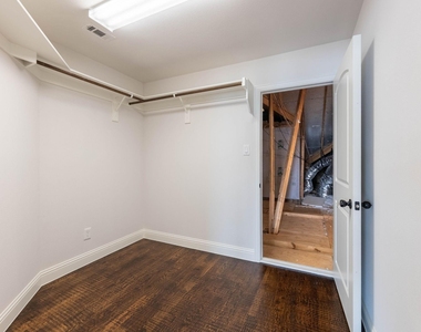 2313 Windjammer Way - Photo Thumbnail 31