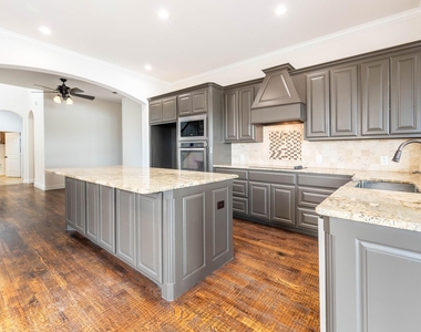 2313 Windjammer Way - Photo Thumbnail 13