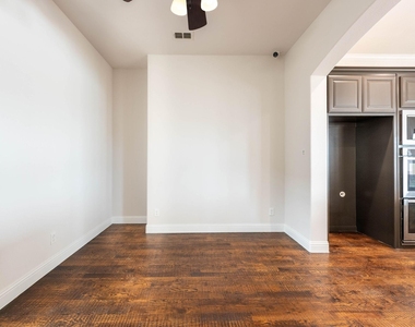 2313 Windjammer Way - Photo Thumbnail 4