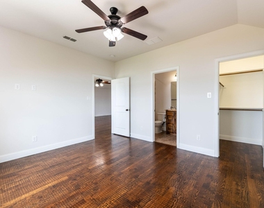 2313 Windjammer Way - Photo Thumbnail 29