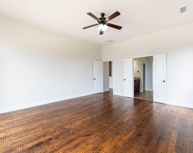 2313 Windjammer Way - Photo Thumbnail 18