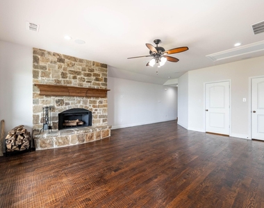 2313 Windjammer Way - Photo Thumbnail 25