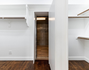 2313 Windjammer Way - Photo Thumbnail 22