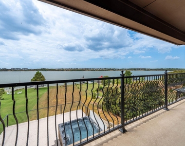 2313 Windjammer Way - Photo Thumbnail 32