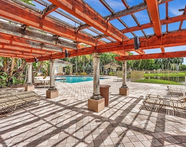 2433 Centergate Drive - Photo Thumbnail 45