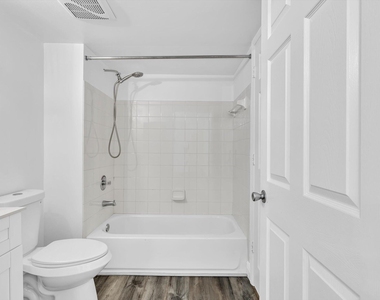 2433 Centergate Drive - Photo Thumbnail 37