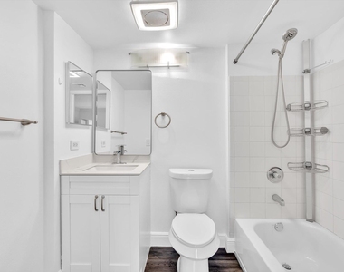 2433 Centergate Drive - Photo Thumbnail 28