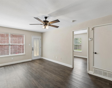 2034 Peregrine Court - Photo Thumbnail 21