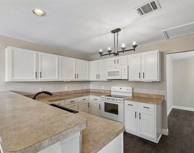 2034 Peregrine Court - Photo Thumbnail 10