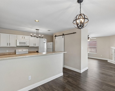 2034 Peregrine Court - Photo Thumbnail 7