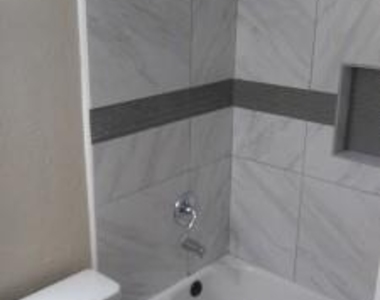 2108 Sam Houston Drive - Photo Thumbnail 11
