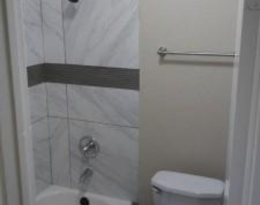 2108 Sam Houston Drive - Photo Thumbnail 13
