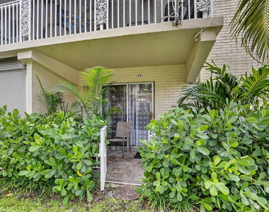 555 Se 8th Street - Photo Thumbnail 22