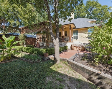 8525 Briarwood Lane - Photo Thumbnail 23