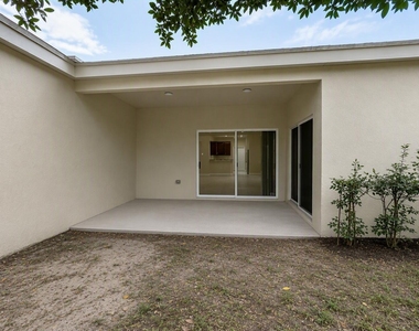 4409 Coquina Winds Way - Photo Thumbnail 43