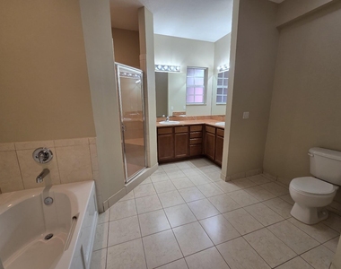4409 Coquina Winds Way - Photo Thumbnail 40