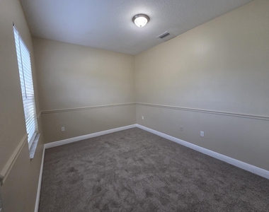 4409 Coquina Winds Way - Photo Thumbnail 27