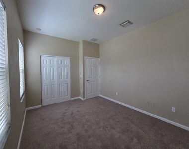 4409 Coquina Winds Way - Photo Thumbnail 17
