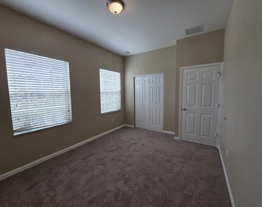 4409 Coquina Winds Way - Photo Thumbnail 15