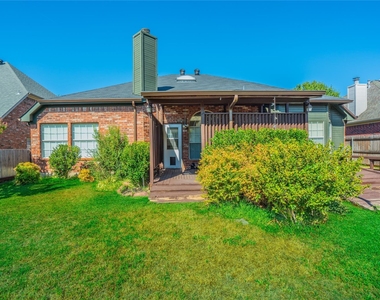 3112 Trailwood Lane - Photo Thumbnail 16