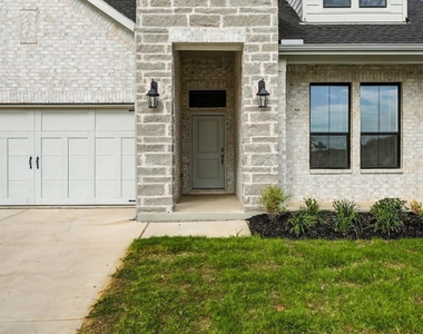 1705 Patricia Drive - Photo Thumbnail 1