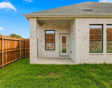 1705 Patricia Drive - Photo Thumbnail 35