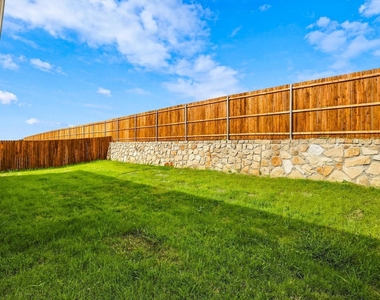 1705 Patricia Drive - Photo Thumbnail 31