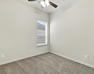 1705 Patricia Drive - Photo Thumbnail 26