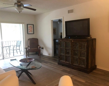 9826 Marina Boulevard - Photo Thumbnail 4