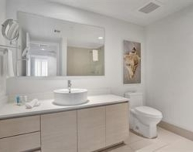 2602 E Hallandale Beach - Photo Thumbnail 4