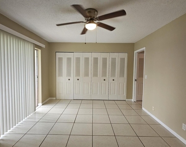 289 Camden L - Photo Thumbnail 11