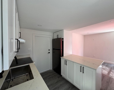 357 Hunting Club Avenue - Photo Thumbnail 4