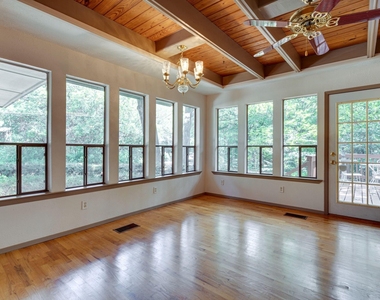 1301 Dublin Street - Photo Thumbnail 13