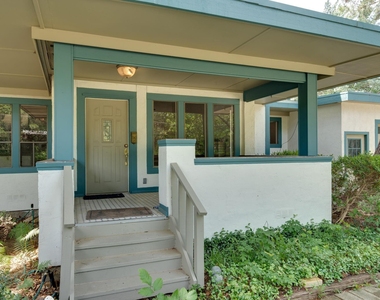 1301 Dublin Street - Photo Thumbnail 3