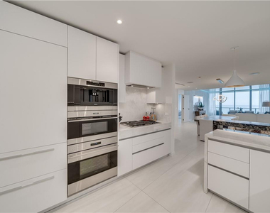 2200 N Ocean Boulevard - Photo Thumbnail 20