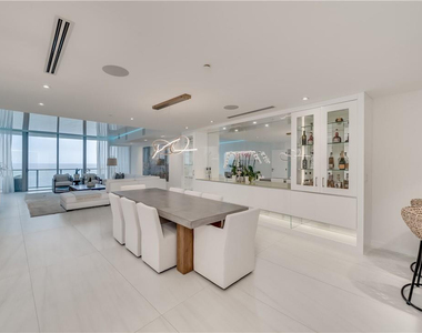 2200 N Ocean Boulevard - Photo Thumbnail 3