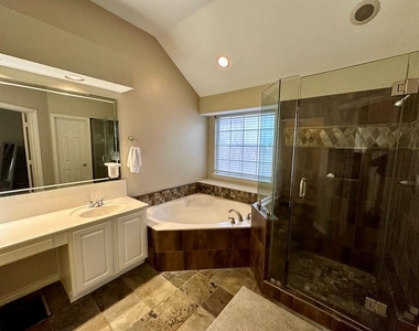 2013 Saint Anne Drive - Photo Thumbnail 18