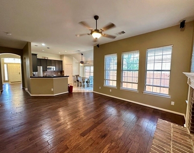 2013 Saint Anne Drive - Photo Thumbnail 8
