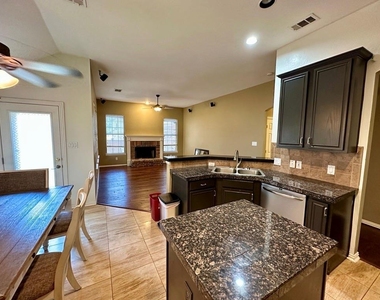 2013 Saint Anne Drive - Photo Thumbnail 10