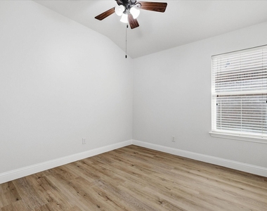 4516 Remuda Lane - Photo Thumbnail 15